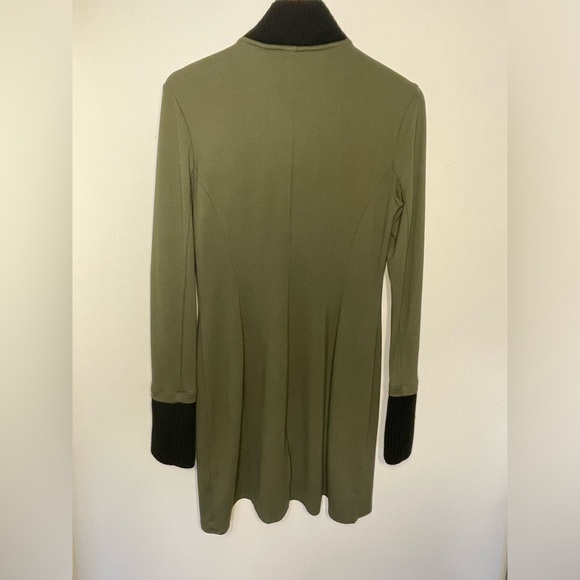 Venus Knit Asymmetrical Big Button-Front Jacket Top Olive Womens Sz 4 Equestrian - Picture 8 of 12